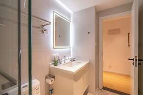 Book and Bed - Xujiahui