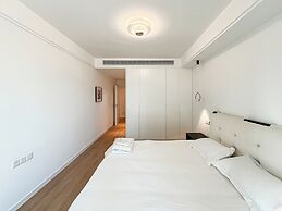 Book and Bed - Xujiahui