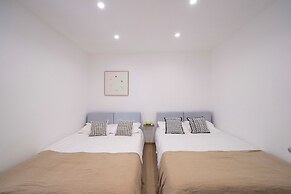 Book and Bed - Xujiahui