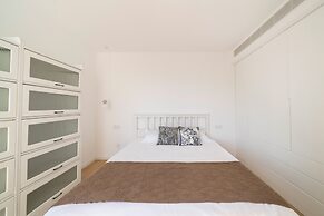 Book and Bed - Xujiahui