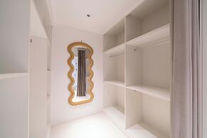 Book and Bed - Xujiahui