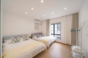 Book and Bed - Xujiahui