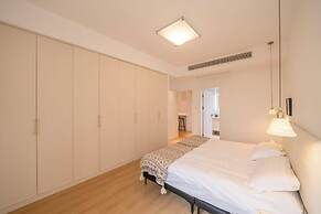 Book and Bed - Xujiahui