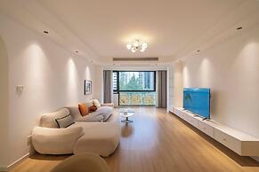 Book and Bed - Xujiahui