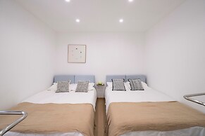 Book and Bed - Xujiahui