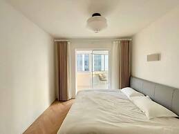 Book and Bed - Xujiahui