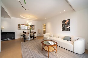 Book and Bed - Xujiahui
