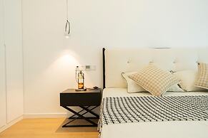 Book and Bed - Xujiahui