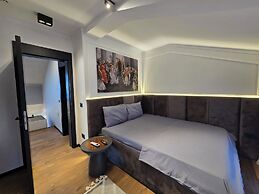Apartments Lura
