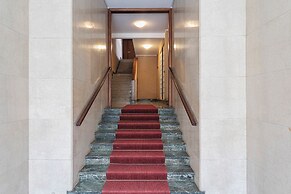 Quinto Modern Flat by Wonderful Italy