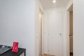 Quinto Modern Flat by Wonderful Italy