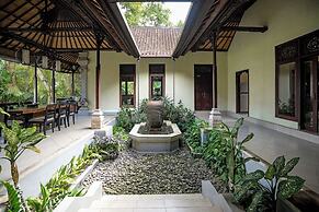 Villa Cemadik