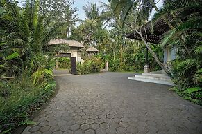 Villa Cemadik