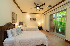 Montebello 2E 3bdrm 3bath Ocean View