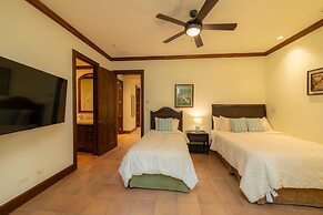 Montebello 2E 3bdrm 3bath Ocean View