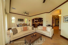 Montebello 2E 3bdrm 3bath Ocean View
