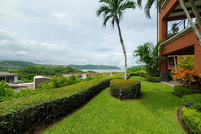 Montebello 2E 3bdrm 3bath Ocean View