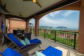 Altavista 4C 3 bdr 3 Bath Ocean View