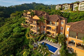 Altavista 4C 3 bdr 3 Bath Ocean View