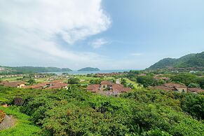 Altavista 4C 3 bdr 3 Bath Ocean View