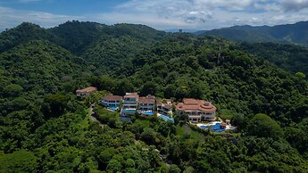 - Casa Garmus - 10 bdr Ocean View