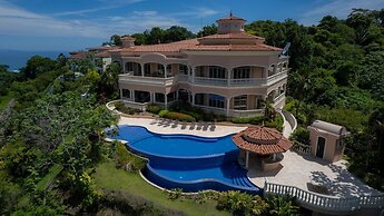 - Casa Garmus - 10 bdr Ocean View
