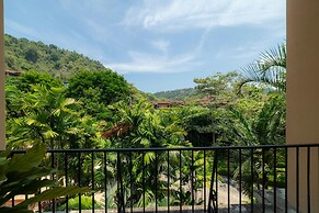 Bella Vista 8B 3 Bedr 3 1 2 Bath