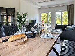 Moderne Ferienwohnung mit Balkon in Zuschen