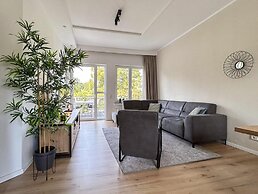 Moderne Ferienwohnung mit Balkon in Zuschen