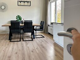 Moderne Ferienwohnung mit Balkon in Zuschen