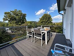 Moderne Ferienwohnung mit Balkon in Zuschen