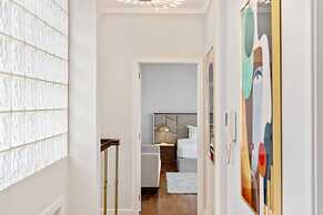 Villa Eastern Edge by Homie
