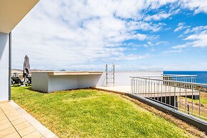 Villa Eastern Edge by Homie