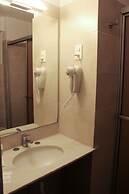 Balfers Hotel