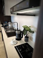 AMERICA APARTMENTS