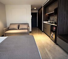 AMERICA APARTMENTS