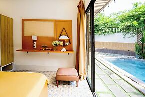 Hometown Bamboo Villa Danang
