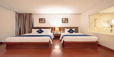 Sandals Stay Hotel