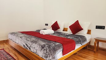 Yamunotri Heli Resort