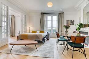 Wonderful AC Apartment Terrace Madeleine Opera