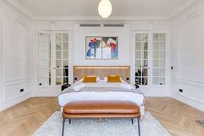 Wonderful AC Apartment Terrace Madeleine Opera