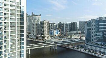 Manzil-Waterfront Studio in Business Bay