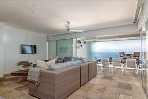 3 Bedroom Beachfront Apartment