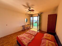 Apartment Višnja