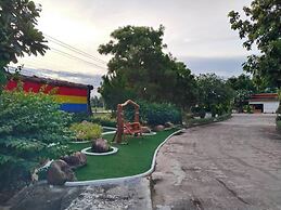 Sukhothai Grand Hotel and Landmark