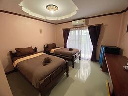Sukhothai Grand Hotel and Landmark