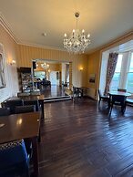 Baytree Hotel