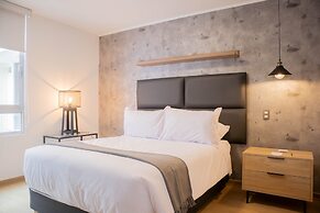 w Bright 1BR w Private Balcony in Barranco