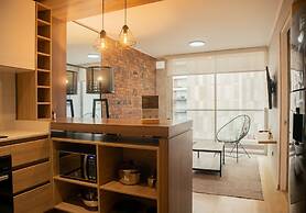 w Bright 1BR w Private Balcony in Barranco