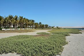 w Modern 5BR With Private Pool in Paracas